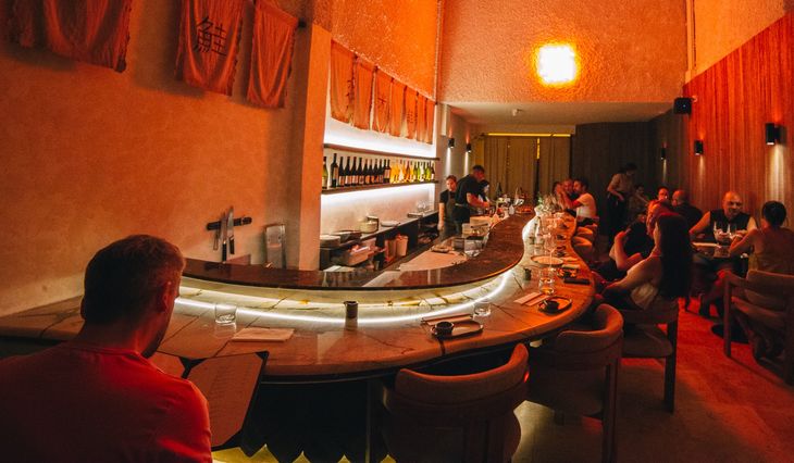 Neko Salon, restaurant in Villa Devoto. 