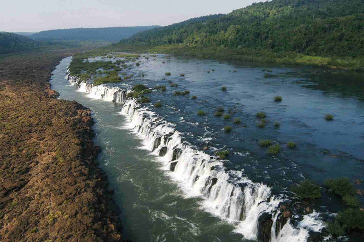 Con 250.000 hectáreas protegidas por la UNESCO, la reserva alberga una biodiversidad que atrae a los amantes de la naturaleza.