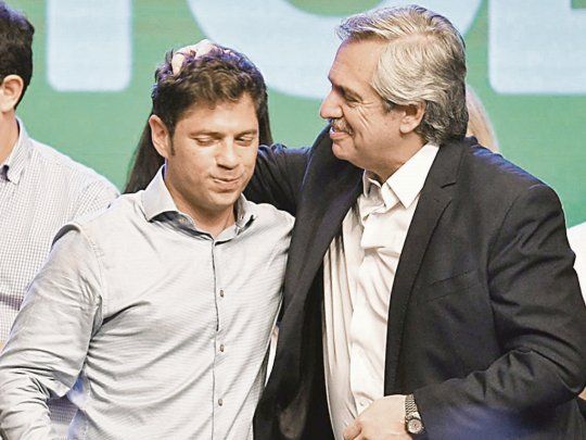 borrador. Mientras define si adelanta o atrasa su ceremonia de asunci&oacute;n para asistir a la jura de Alberto F., el electo gobernador pule su discurso.
