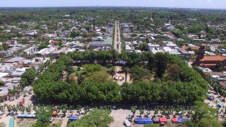 Entre paisajes verdes y fósiles únicos, este rincón de Buenos Aires impulsa un turismo que mezcla aventura, conocimiento y tranquilidad a pocos kilómetros de la ciudad. Entre paisajes verdes y fósiles únicos, este rincón de Buenos Aires impulsa un turismo que mezcla aventura, conocimiento y tranquilidad a pocos kilómetros de la ciudad.