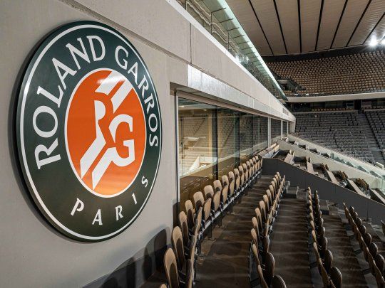 Por el momento, Roland Garros sigue su curso, pero las condiciones todavía son una incógnita.