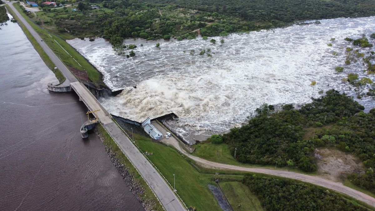 Luis Lacalle Pou announced that assistance will be planned for those affected by floods
