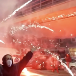 La protesta se produjo apenas un día después de la inauguración de los 25.º Juegos Olímpicos de Invierno. La protesta se produjo apenas un día después de la inauguración de los 25.º Juegos Olímpicos de Invierno.