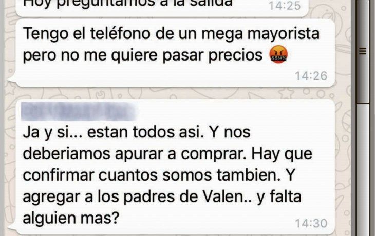 Sin precios. Las madres de un jardín de infantes, buscando estrategias para poder comprar los útiles escolares que necesitan sus hijos. Librerías mayoristas no informan precios.&nbsp;