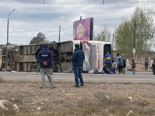 micro accidente mendoza boca.jpg