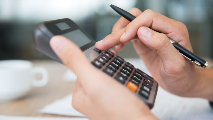 ¿El fin del ahorro bajo el colchón? El oscuro rumor que vincula al SAT con tu tanda de la oficina ¿El fin del ahorro bajo el colchón? El oscuro rumor que vincula al SAT con tu tanda de la oficina