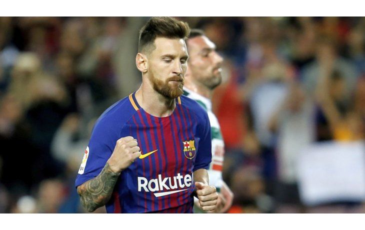 Lionel Messi ya no sabe como festejar.
