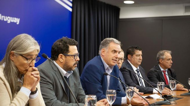 El Poder Ejecutivo, en conjunto con representantes del Grupo Vía Central, presentaron las modificaciones del pago del contrato por el Ferrocarril Central. 