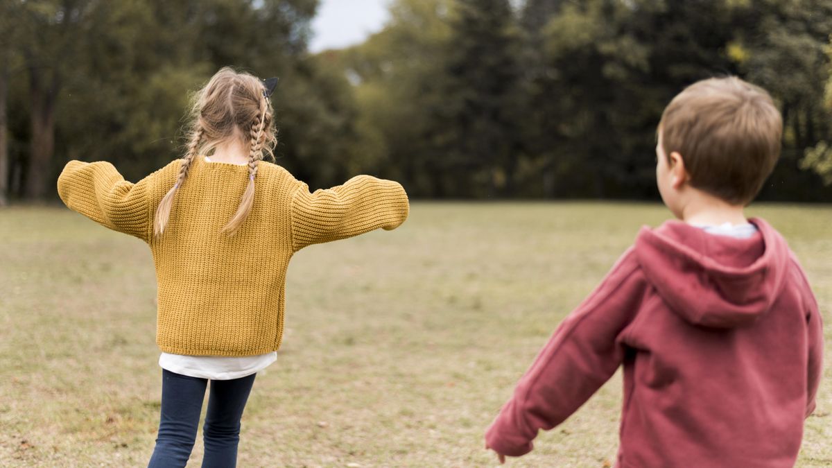 Tenderness that crossed the screen: the viral interview with two children who ended with an unexpected confession