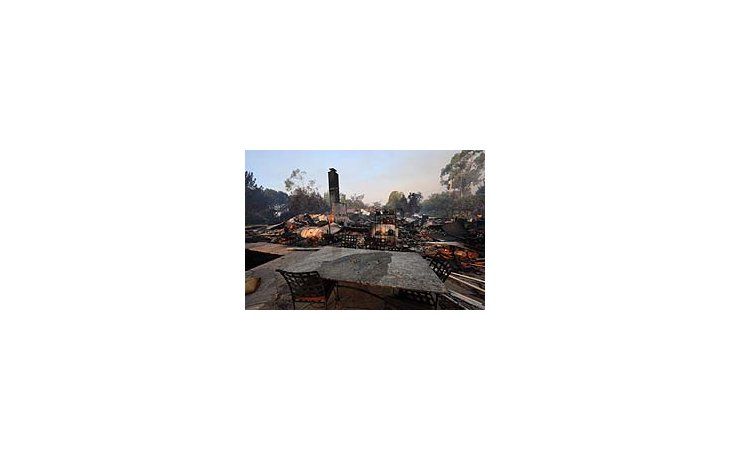 Varias casas han sido arrasadas por el fuego