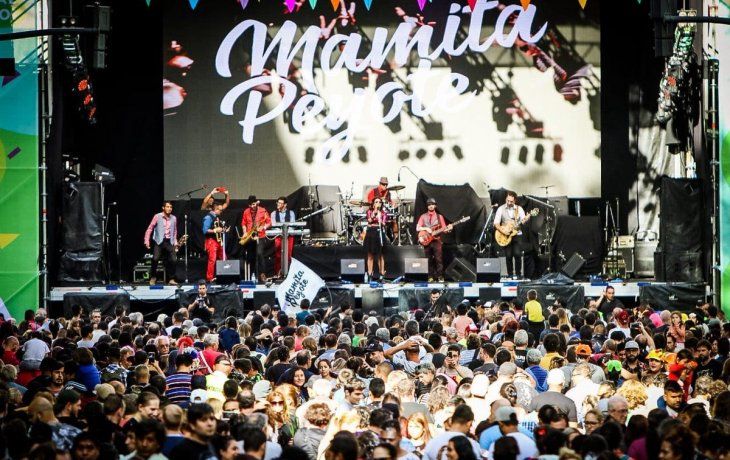 El tradicional Carnaval porteño regresó a la avenida de Mayo