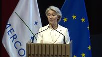 Debemos considerar un aplazamiento en las redes sociales, sugirió la presidenta de la Comisión Europea Úrsula Von der Leyen.