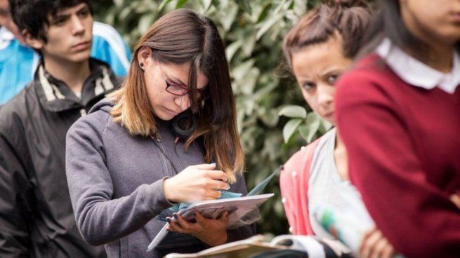 La secundaria es clave para la trayectoria académica y la formación de mano de obra calificada para el mercado del trabajo.