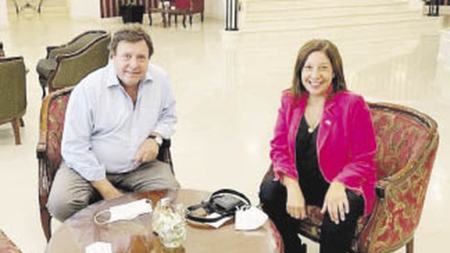 juntos. Weretilneck y Carreras son las figuras relevantes del partido que gobierna Río Negro y construyeron una alianza en las elecciones 2019. Ahora, ambos tienen aspiraciones a la gobernación para 2023.