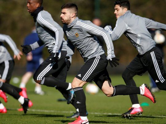 El epidemiólogo, Eduardo López, cree que es apresurado pensar que los planteles de fútbol vuelvan a entrenarse a mitad de julio