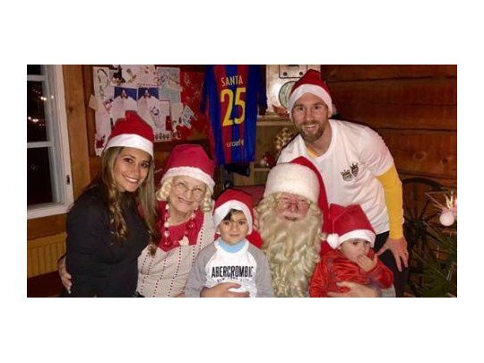 La postal de la familia Messi por las fiestas.