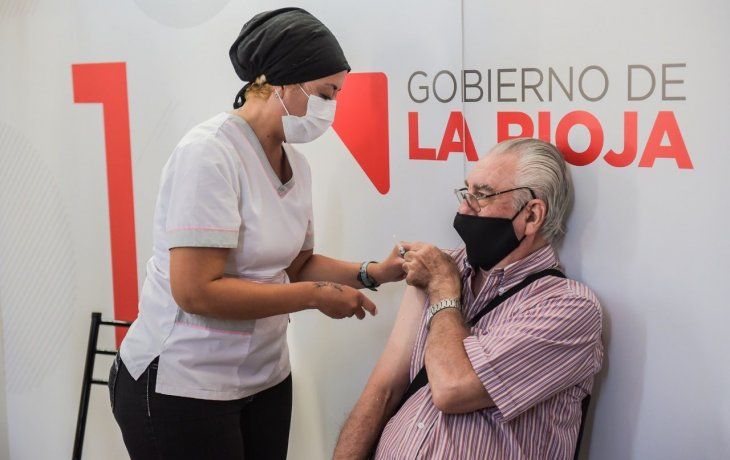 La Rioja: preocupación por casos de las cepas británica y de Manaos en el interior provincial