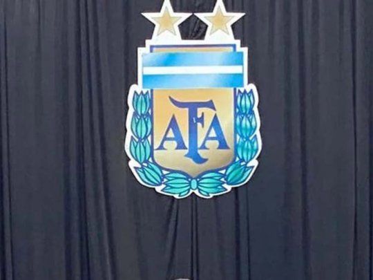 Denuncian a la AFA por no frenar el fútbol y propagar el Covid-19