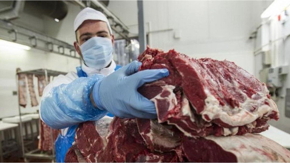 Meat workers agreed to a 324% increase in three months