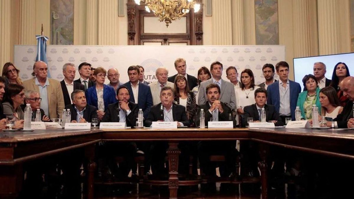 Tras alianza Macri-Milei: cómo quedará el interbloque de JxC en Diputados