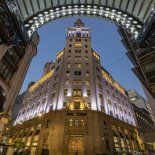 La Torre Florida, inaugurada en 1931, fue construida por GEOPE y diseñada por los arquitectos Carlos y Antonio Vilar. Su torre está inspirada en La Giralda de Sevilla (Foto: Alejandro Wirth y estudio BMA) La Torre Florida, inaugurada en 1931, fue construida por GEOPE y diseñada por los arquitectos Carlos y Antonio Vilar. Su torre está inspirada en La Giralda de Sevilla (Foto: Alejandro Wirth y estudio BMA)