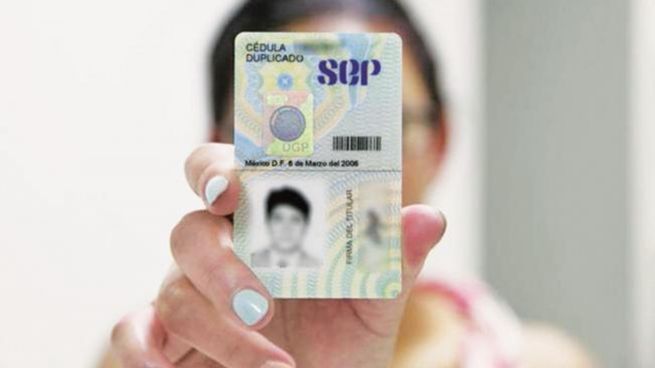 Fallo de la SCJN sobre la cédula profesional.