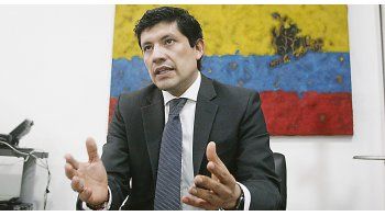 ámbito.com | Integración. El funcionario bogotano recibió a Ámbito Biz en el Consulado de Colombia. Foto: Ignacio Petunchi.