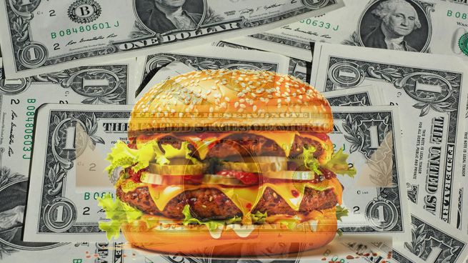 El Índice Big Mac reflejó al peso uruguayo como la segunda moneda más sobrevaluada a nivel mundial.