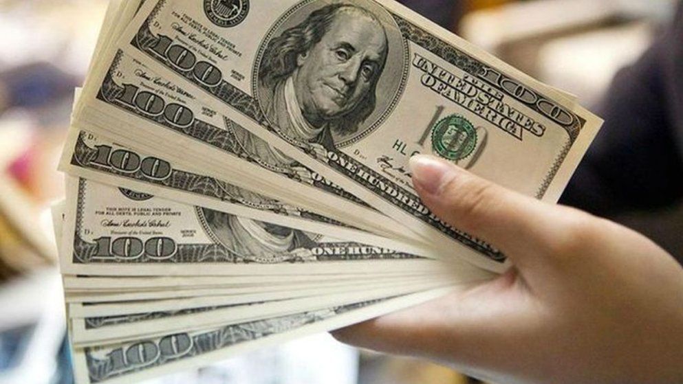 Mercados: dólar blue pisó freno, mientras el CCL anotó nuevo récord histórico; y S&P Merval rebotó