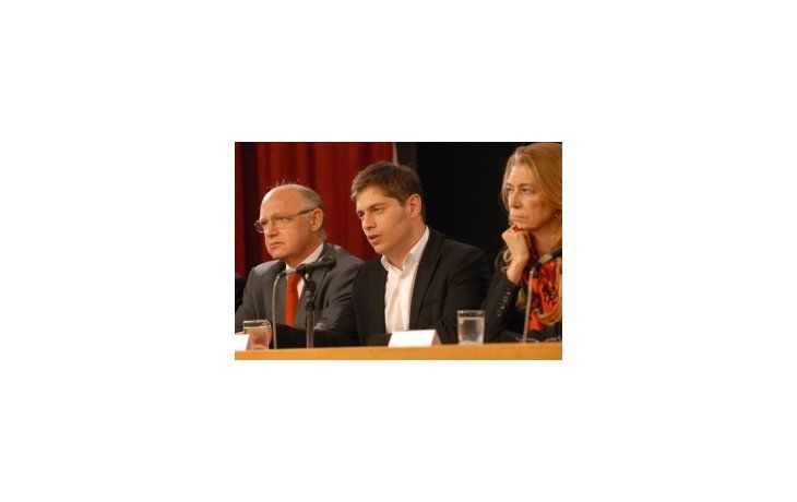 ámbito.com | El canciller Héctor Timerman, el ministro de Economía, Axel Kicillof y su par de Industria, Débora Giorgi.