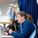 La reforma constitucional que impulsa Gustavo Melella sufrió un nuevo revés por parte de la Justicia. La reforma constitucional que impulsa Gustavo Melella sufrió un nuevo revés por parte de la Justicia.