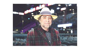 Joaquín Sabina ayer en Buenos Aires: «A mis amigos no les pido ni su carné de identidad ni les pregunto sus ideas políticas», dijo sobre Vargas Llosa.