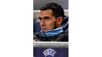 Tevez espera en Argentina que se resuelva su salida de Manchester City.