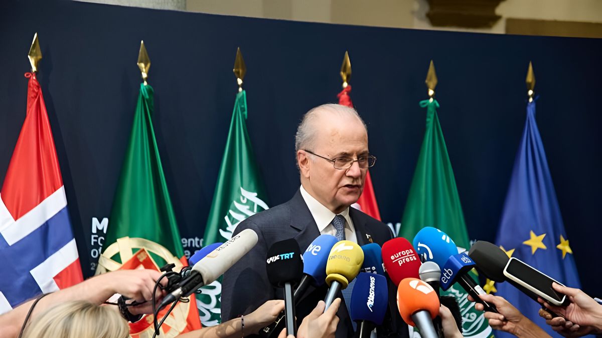 The Palestinian authority announced the reactivation of a temporary committee to administer Gaza
