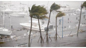Tormenta. El paso de la tormenta mantuvo a todo Estados Unidos en vilo. Al cierre de esta edición, la fuerza del huracán se desvanecía. Se preparaban para la llegada de otro ciclón.