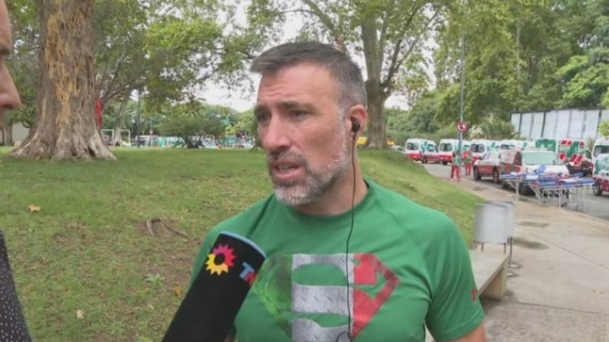 Mariano Pavone was one of the 100 evacuees of the Puerto Madero building that caught fire