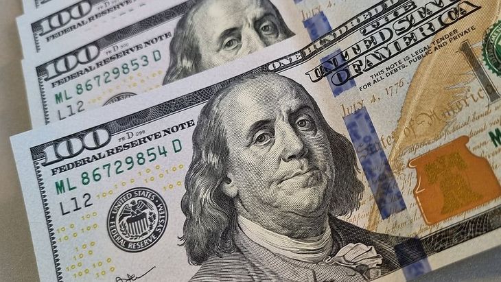 El dólar acumula una caída de 9,14% en lo que va del año.