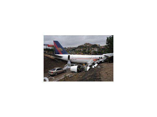 El avión despitó en el aeropuerto El Toncontin.