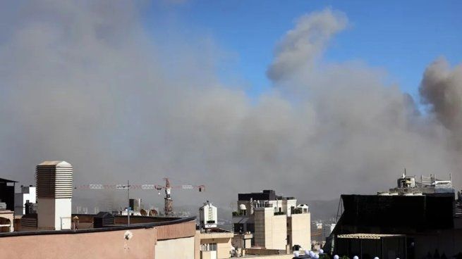 Israel blanzó un bombardeo sobre Teherán. 