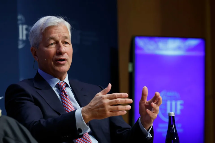 Jamie Dimon is the CEO of JPMorgan Chase, one of the largest and most powerful banks in the United States and the world. Jamie Dimon is the CEO of JPMorgan Chase, one of the largest and most powerful banks in the United States and the world.