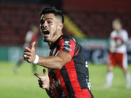 Patronato avanza en la Copa Argentina.