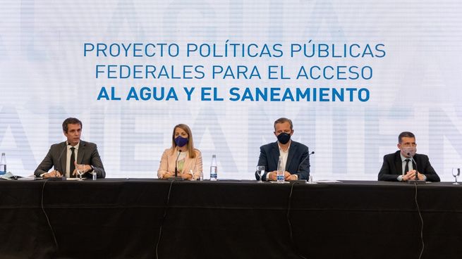 El ciclo de foros públicos propone garantizar espacios que aporten soluciones en materia de agua y saneamiento.