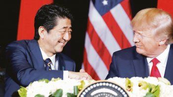 PROGRESO. El primer ministro japonés Shinzo Abe y el presidente Donald Trump celebraron el acuerdo comercial en una reunión en el marco de la Asamblea General de Naciones Unidas.&nbsp;