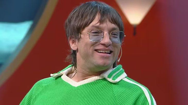 Además de la hilarante anécdota en el cementerio, el cantante de Turf compartió otras igual de fascinantes.