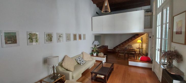 Con entrepiso Con entrepiso