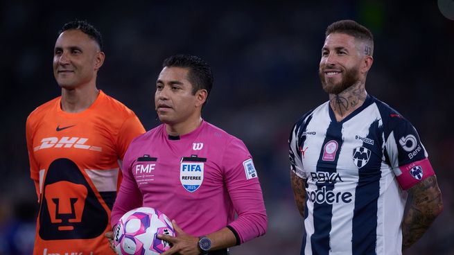 Keylor y Sergio mostraron toda su alegría en la previa del partido.