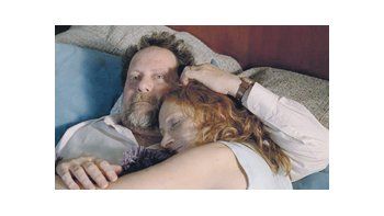Con «El gato desaparece», Carlos Sorín ofrece algo totalmente distinto del resto de su filmografía, donde todo es admirable; además, es la consagración cinematográfica de Beatriz Spelzini, una señora actriz.