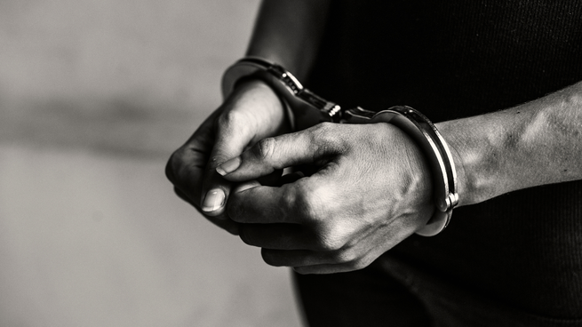 CRIMINAL ARRESTO