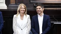 Axel Kicillof junto a Verónica Magario.