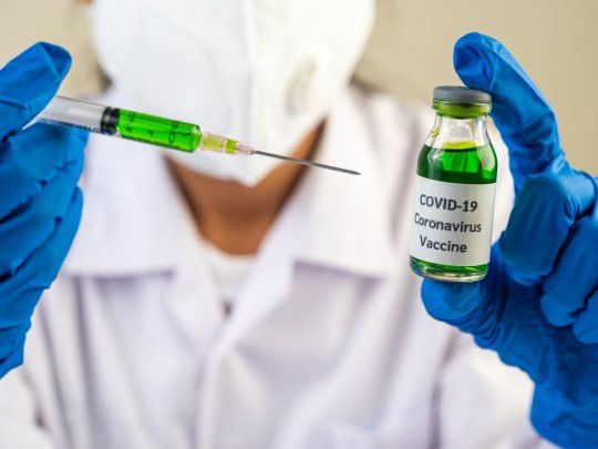 Brasil firmó un acuerdo con la Universidad de Oxford para la compra de vacunas contra el Covid-19.